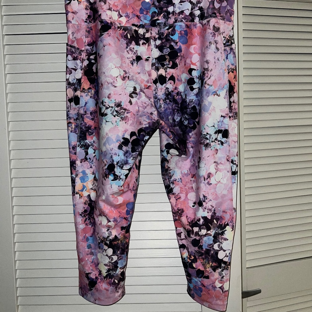 RBZ FLORAL Leggings- classy & modern collection
